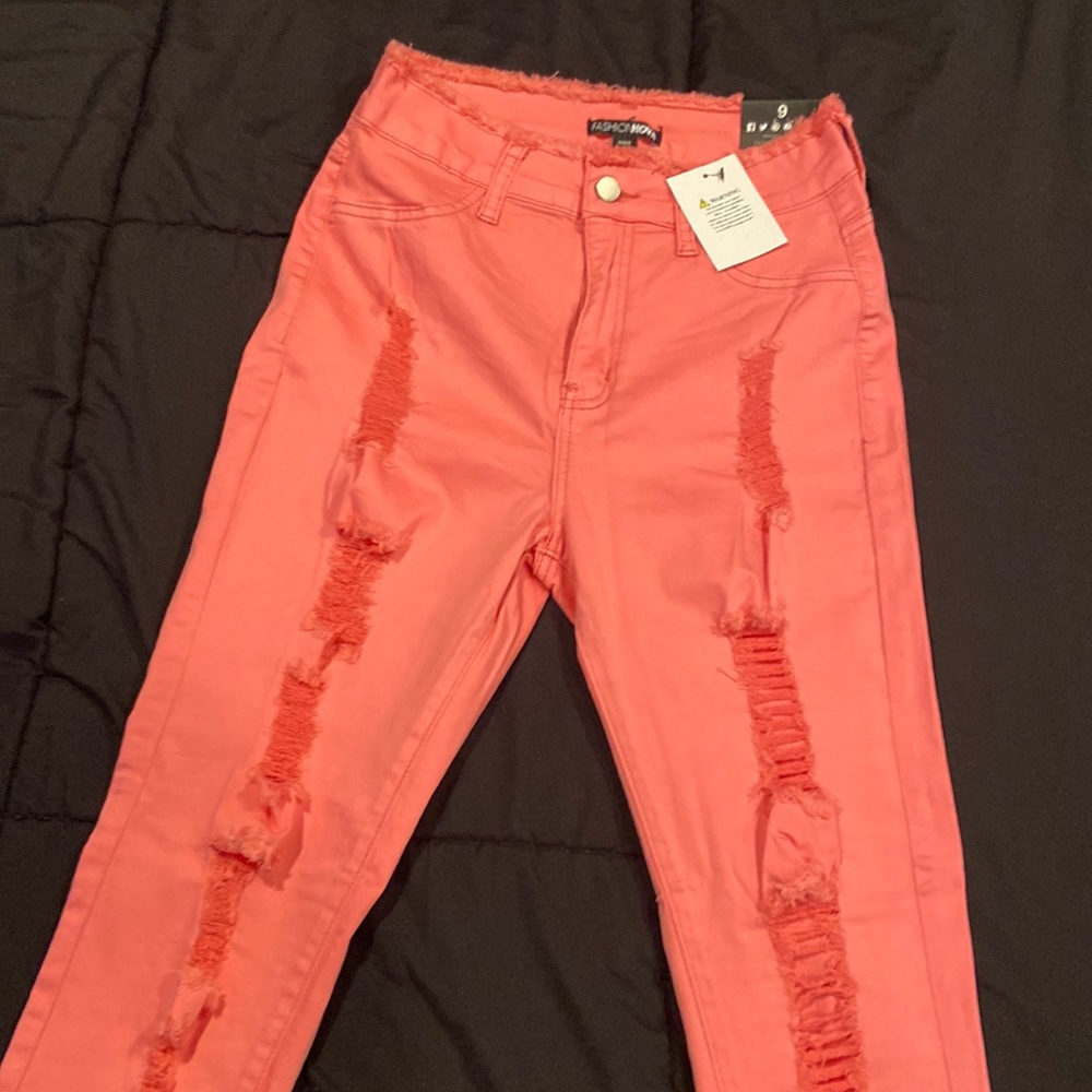 Peachy Coral / Frayed Waist / Distressed Skinny Jean